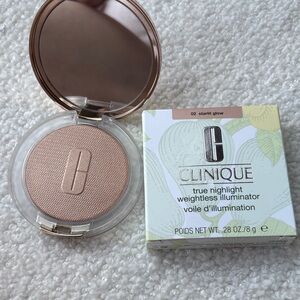 Clinique True Highlight Illuminator - Starlit Glow